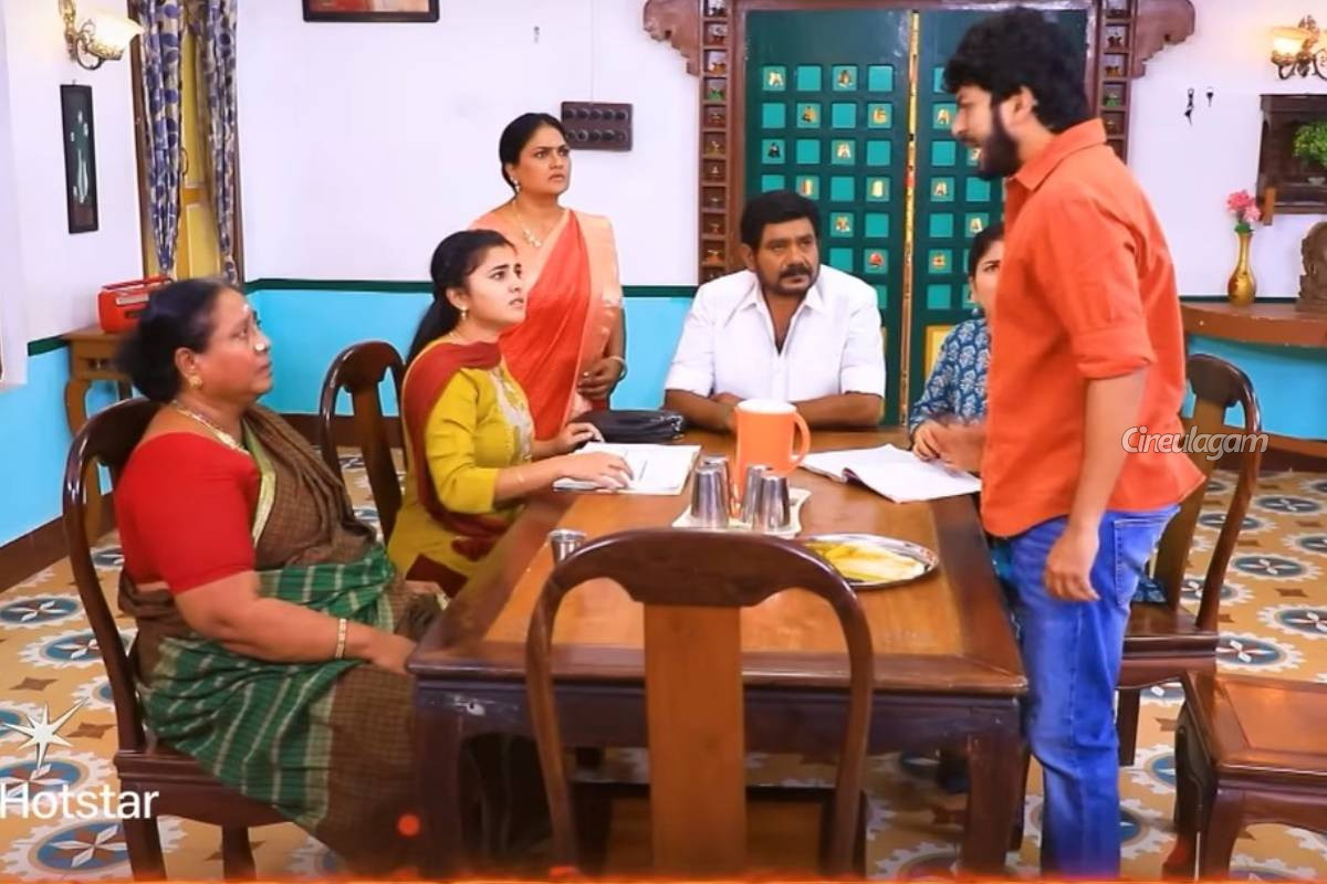 காந்திமதியை வீட்டைவிட்டு வெளியே போகச்சொன்ன கதிர், ஷாக்கான குடும்பம்…